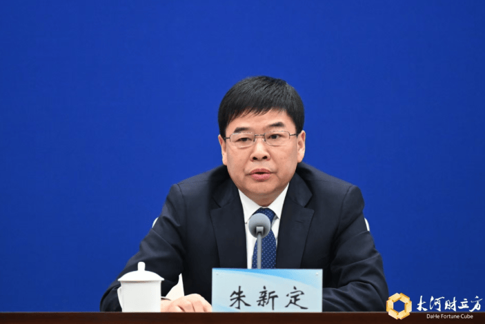 起市场热潮；2026届高校毕业生规模预计1270万人不朽情缘首页手机报·晚报丨用户群体全龄覆盖AI玩具掀(图2)